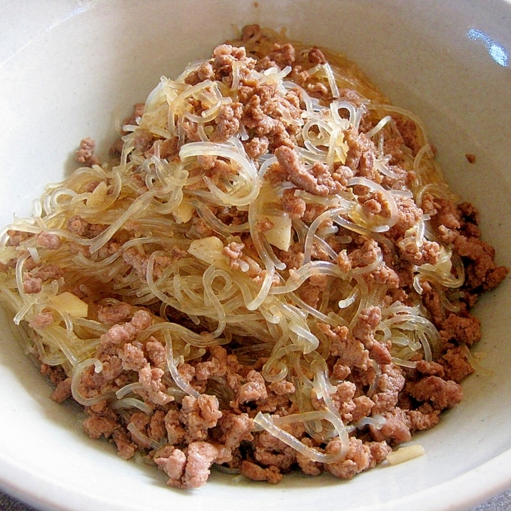 ご飯がすすむ ひき肉と春雨の炒め煮 レシピ 作り方 By イタカシ 楽天レシピ